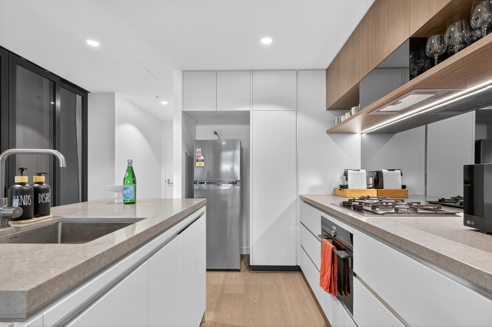Apartment River Glow At Queens Wharf Level 43 Brisbane