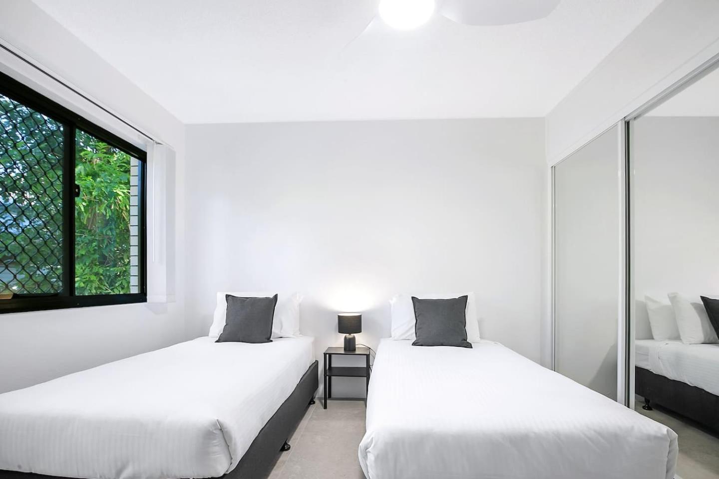 Leafy Hideout Quiet Comfort Near Riverfront And Cbd Brisbane