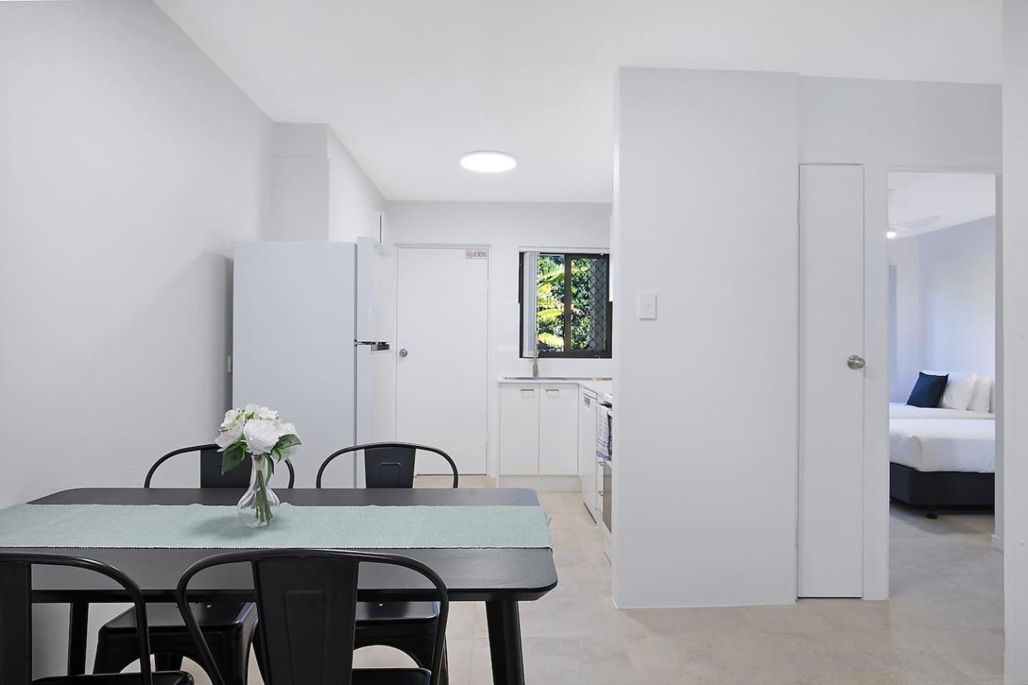 Apartment Leafy Hideout Quiet Comfort Near Riverfront And Cbd Brisbane