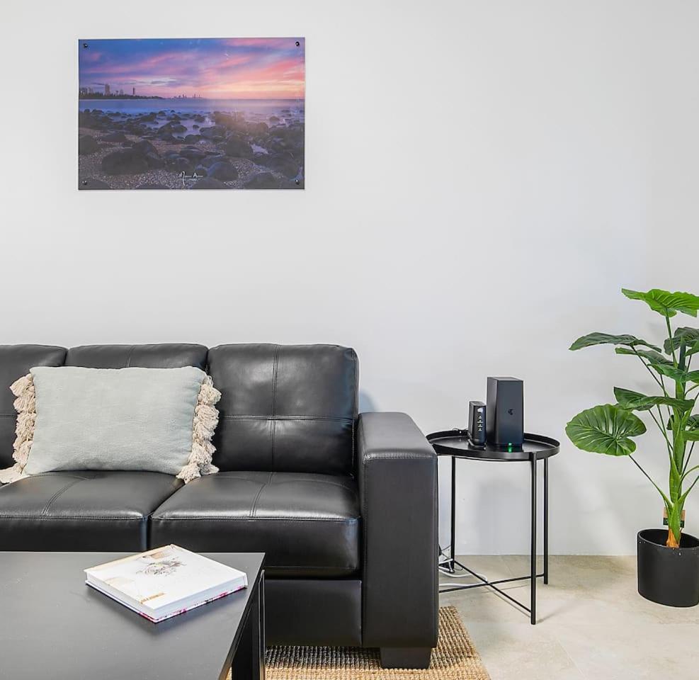 Leafy Hideout Quiet Comfort Near Riverfront And Cbd Apartment Brisbane