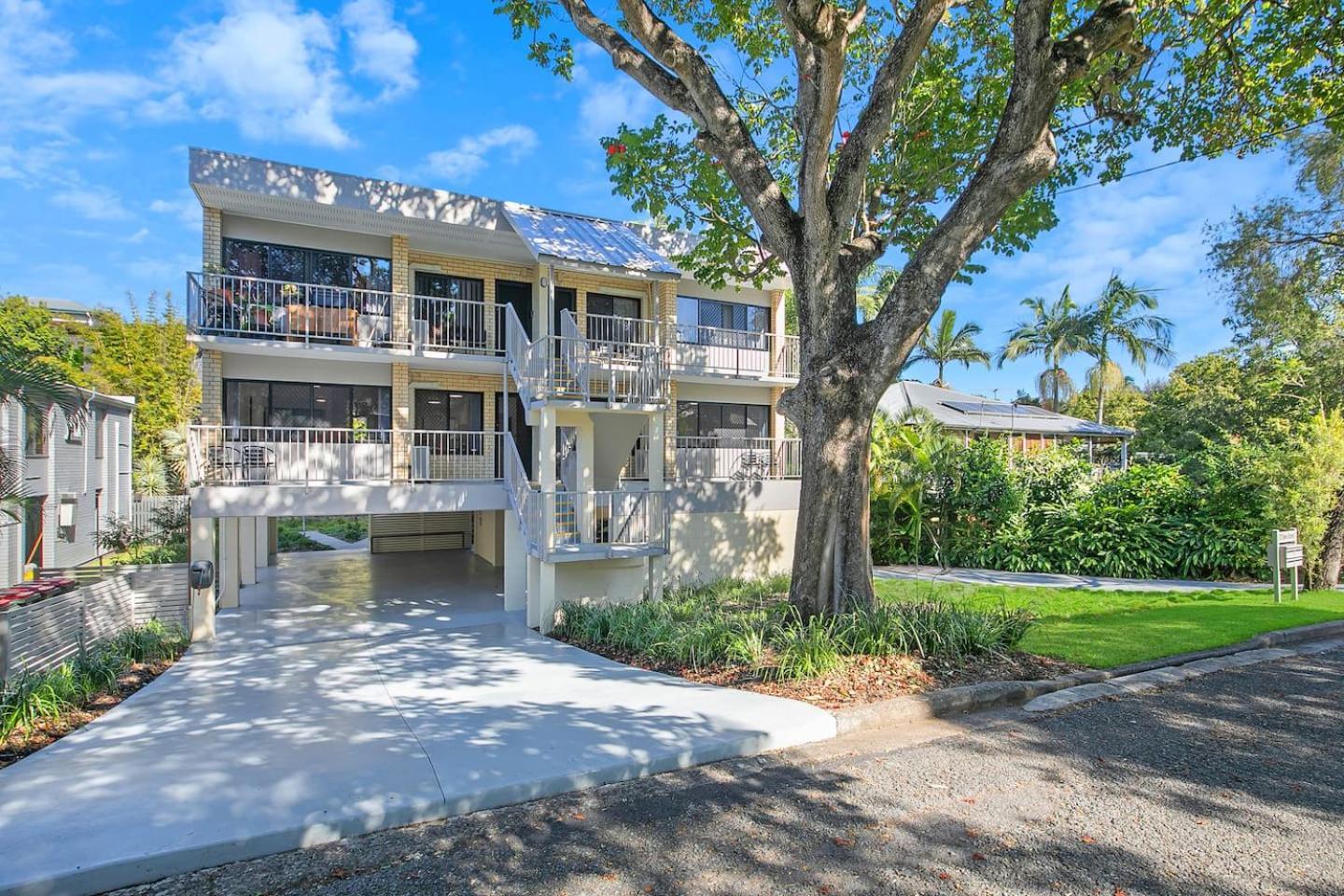 Leafy Hideout Quiet Comfort Near Riverfront And Cbd Apartment