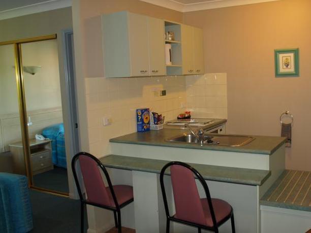 Albion Manor 3* Brisbane