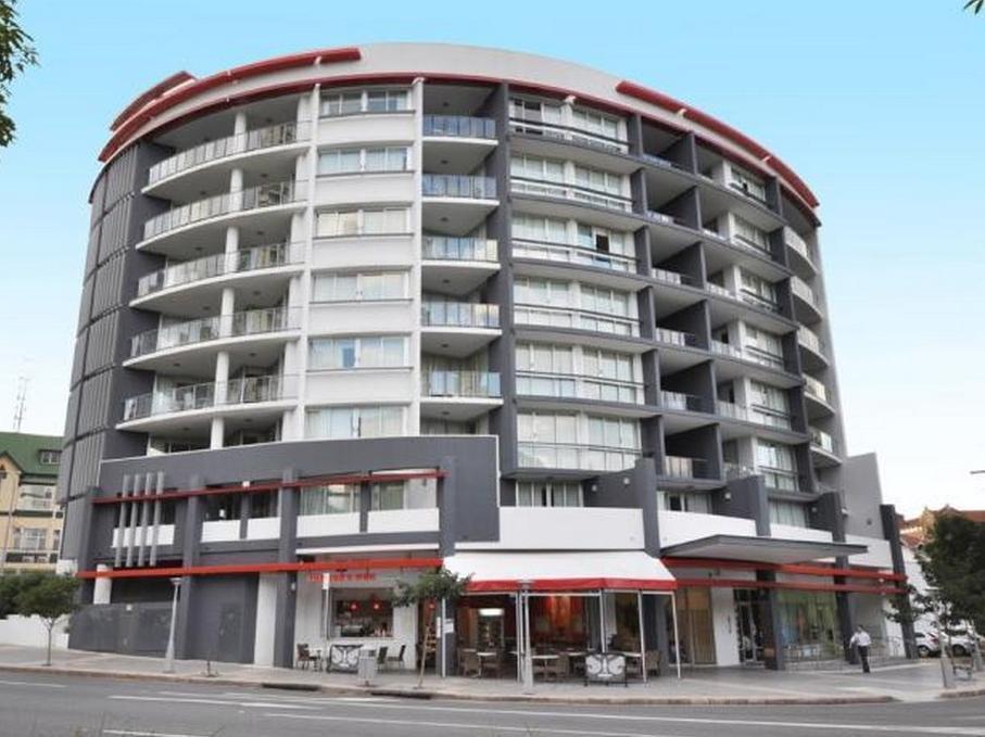 Aparthotel The Hub 4*