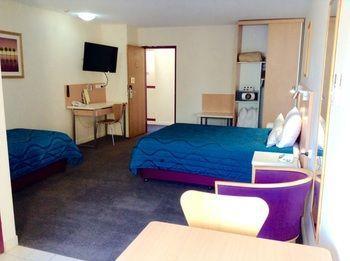 Motel Airolodge International