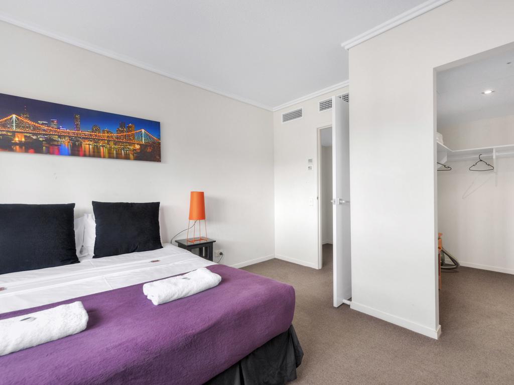 Aparthotel The Hub 4*