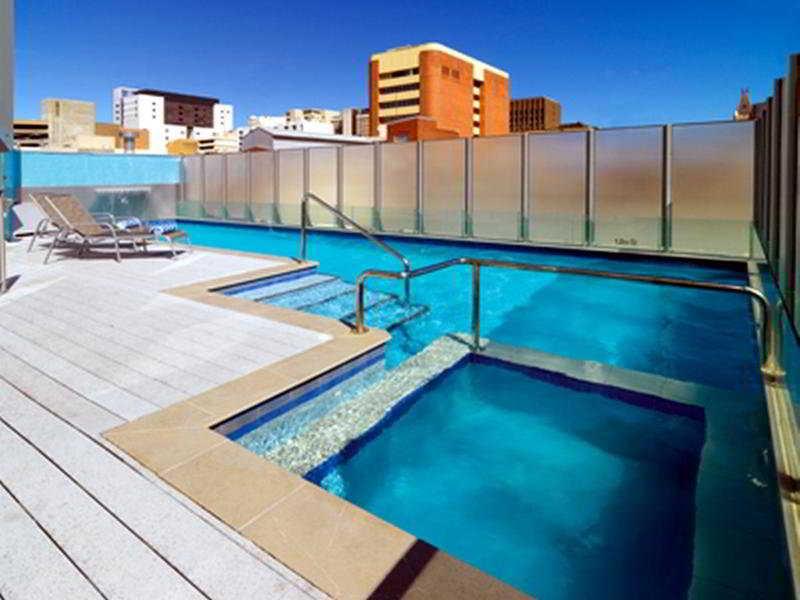 Aparthotel Adina