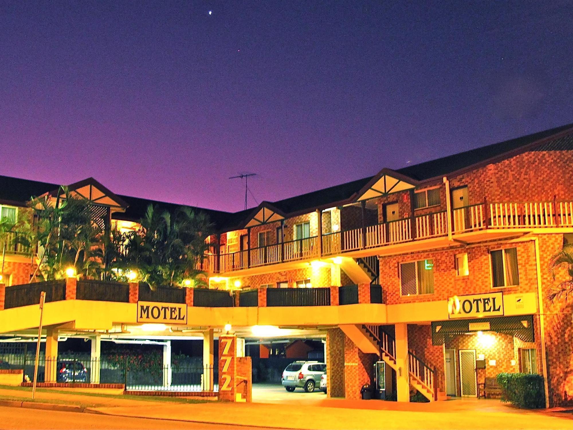Airport Clayfield 3*
