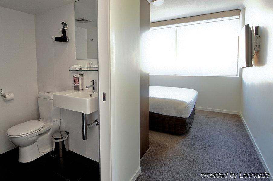 Mantra Terrace Hotel 4*