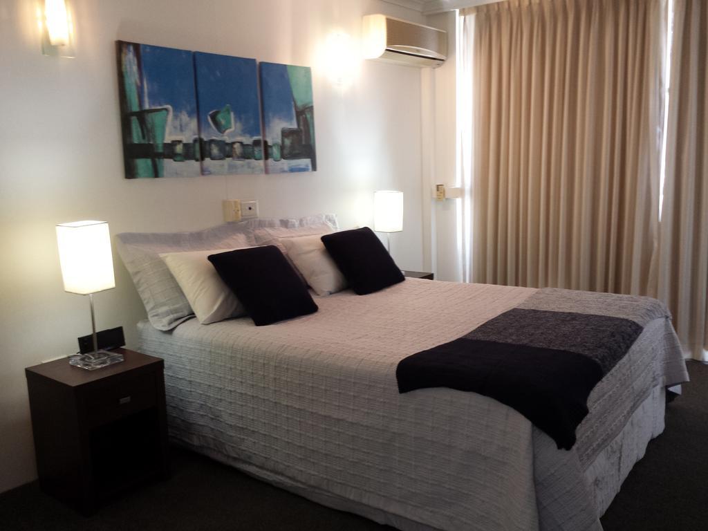Kirribilli 3*