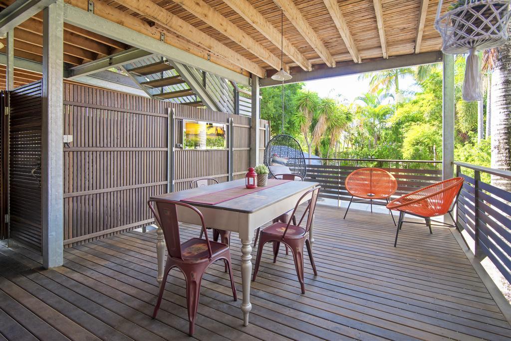 Anville Court Apartment
