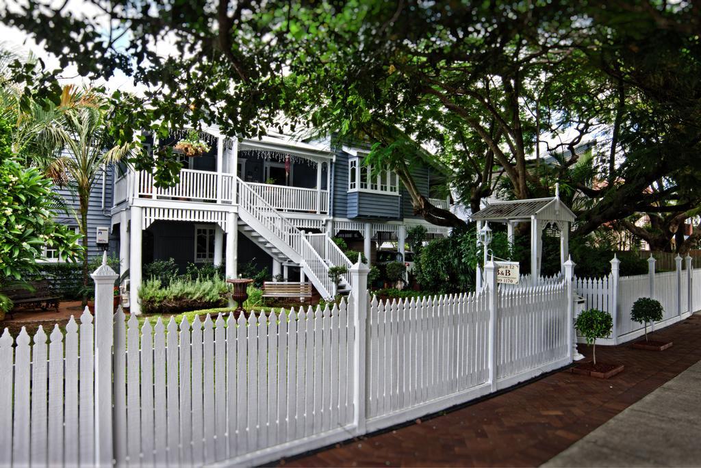 Number 12 Bed & Breakfast 4*