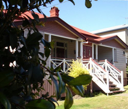 99 Kirkland Bed & Breakfast 3*