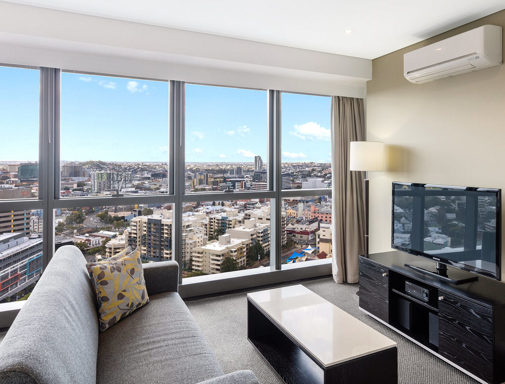 Meriton Adelaide Street, Brisbane
