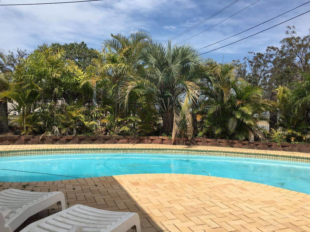 Centenary Motor Hotel 3*