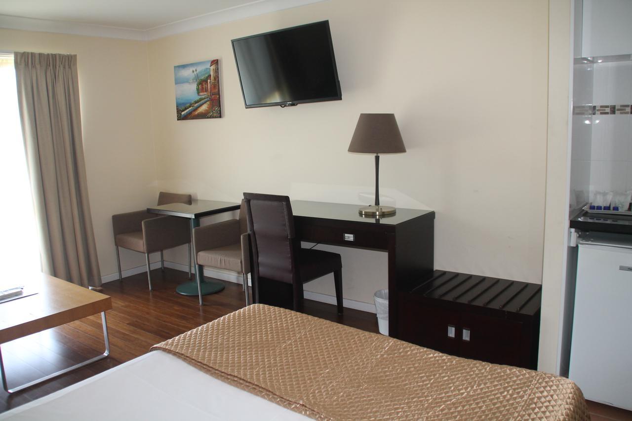 Centenary Motor 3* Brisbane