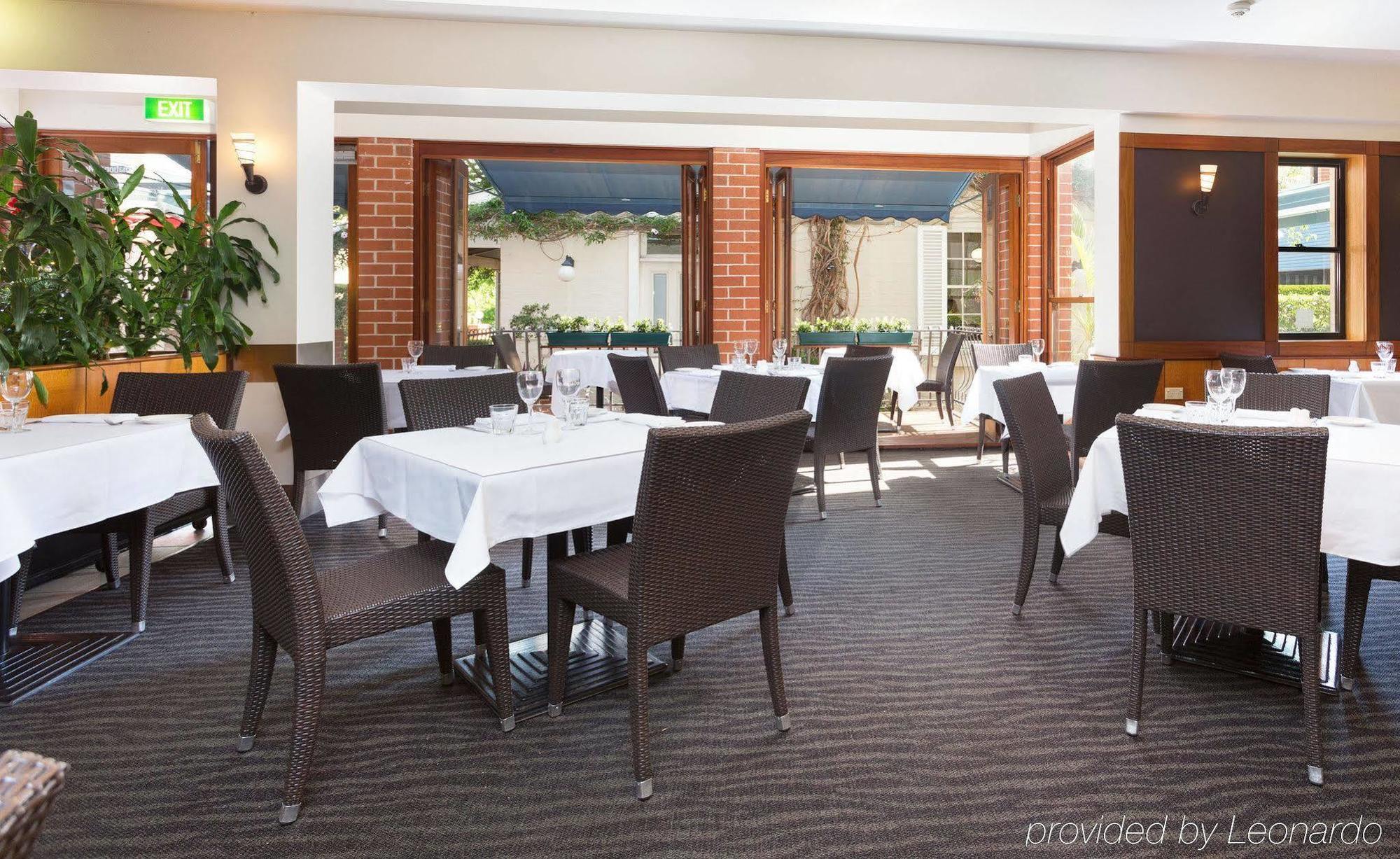 Ramada By Wyndham Windsor Hotel