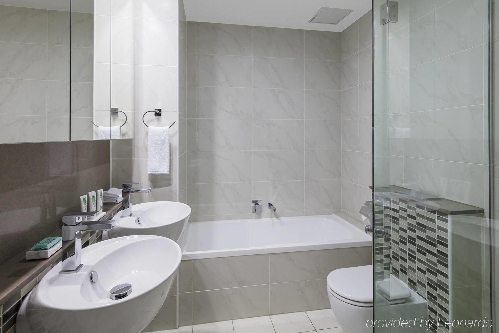 Meriton Adelaide Street, 5* Brisbane