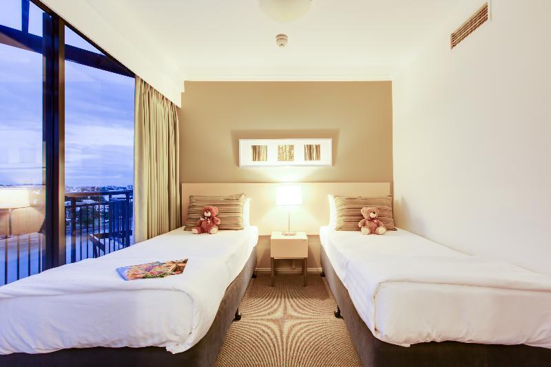 Aparthotel Adina 4*