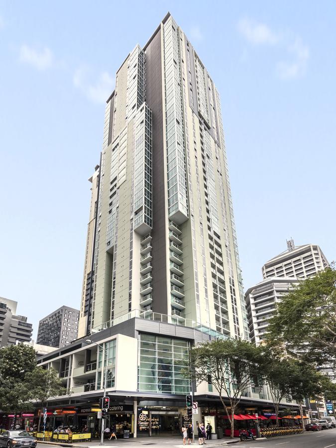 @ 108 Albert
