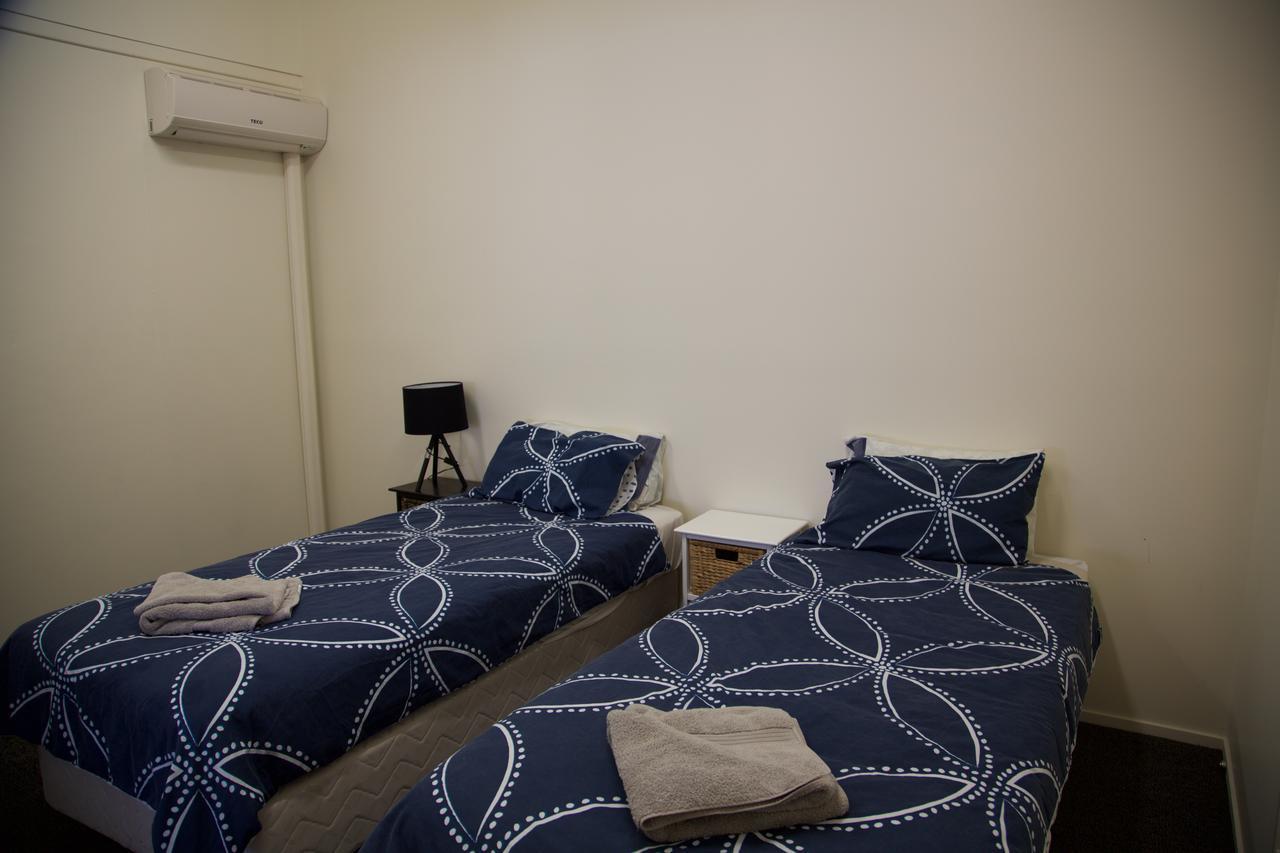 Bluetongue Backpackers Hostel *