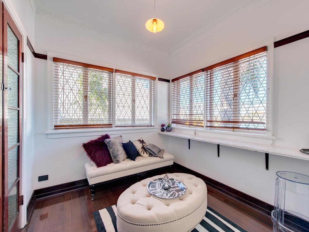 Apartment Anville Court