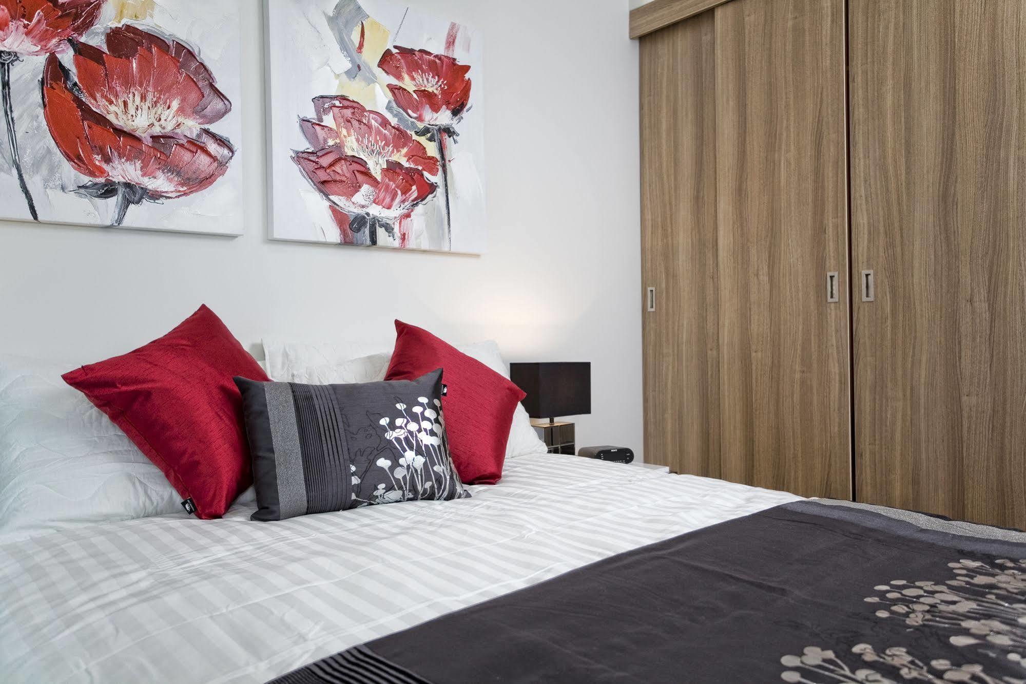 Quattro On Astor By Restt 4*