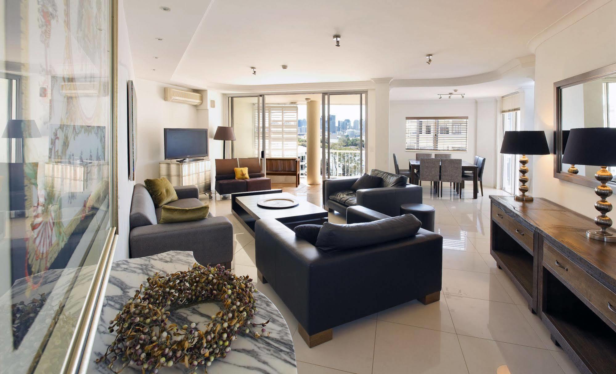 Aparthotel Founda Gardens 4*