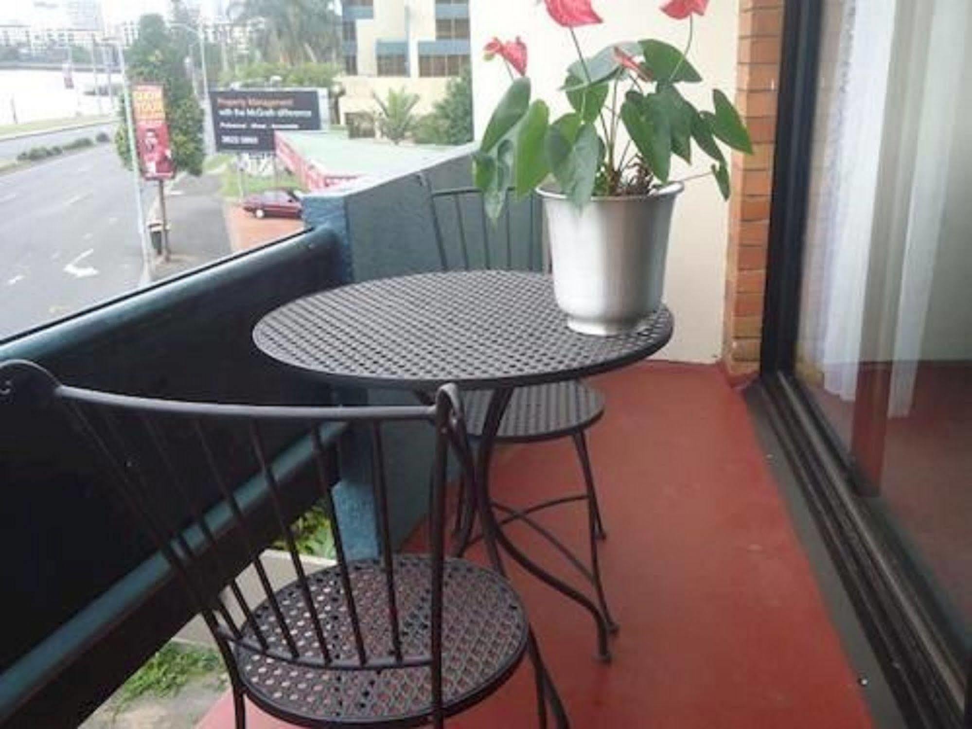 Kingsford Riverside Guest house
