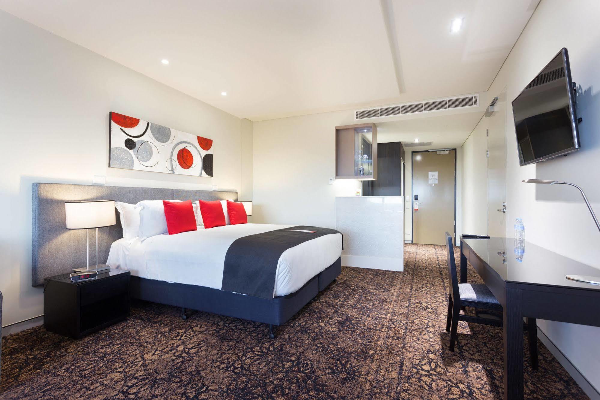 Calamvale And Conference Centre 4*