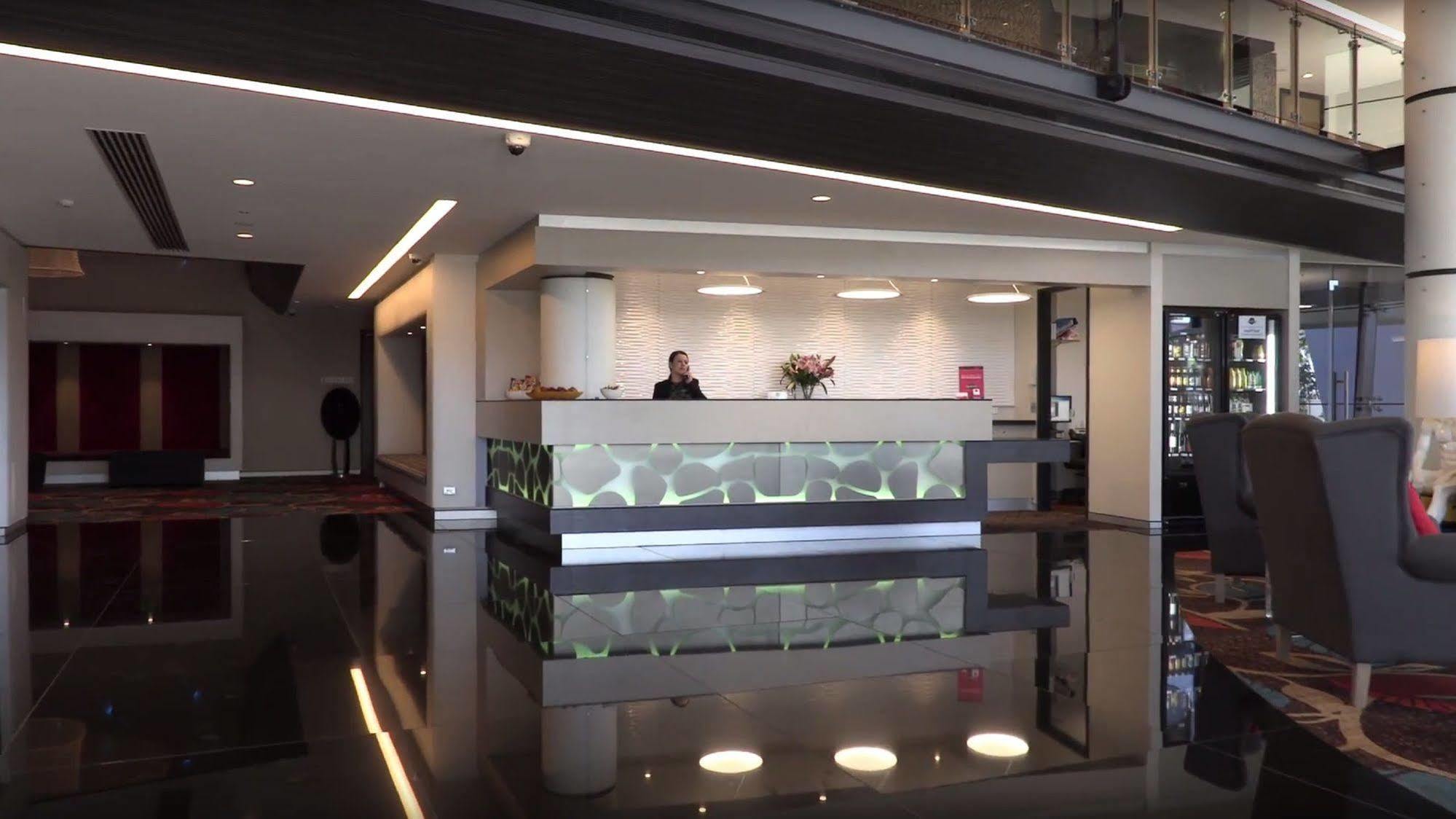 Calamvale And Conference Centre 4*
