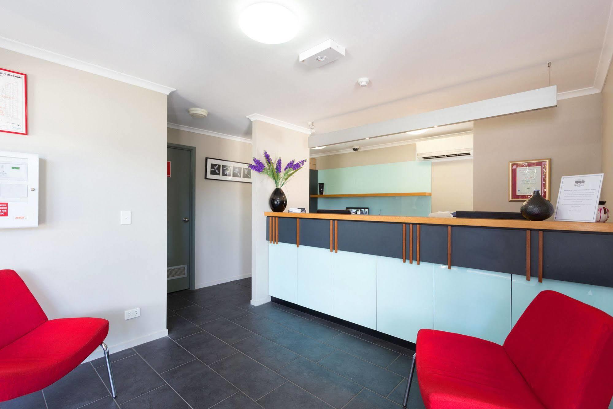 Motel Rocklea International 4*