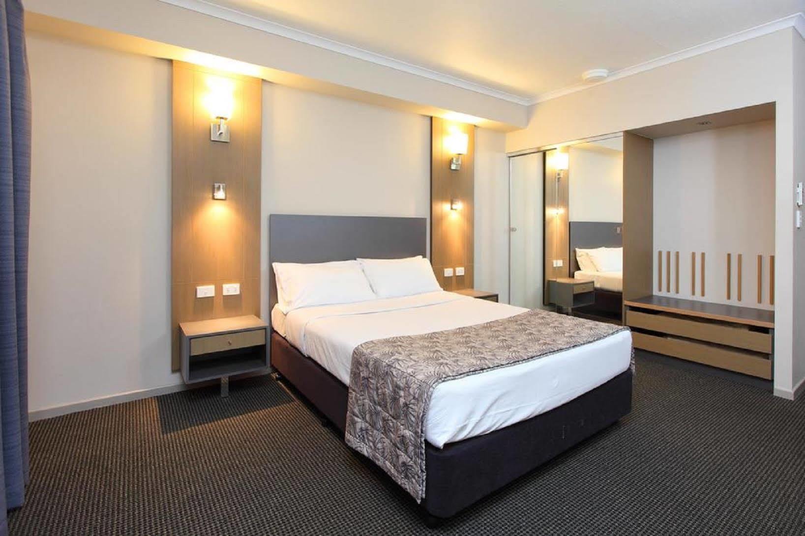Hotel International Virginia Brisbane