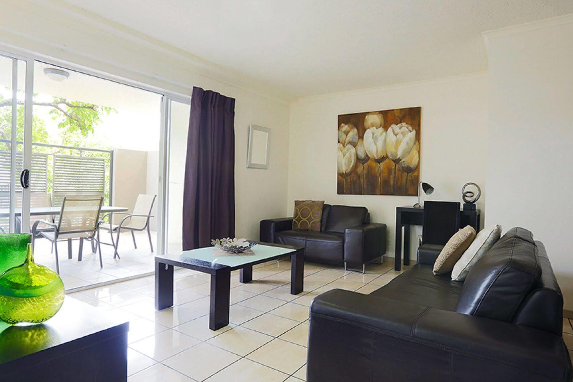 Kangaroo Point Aparthotel