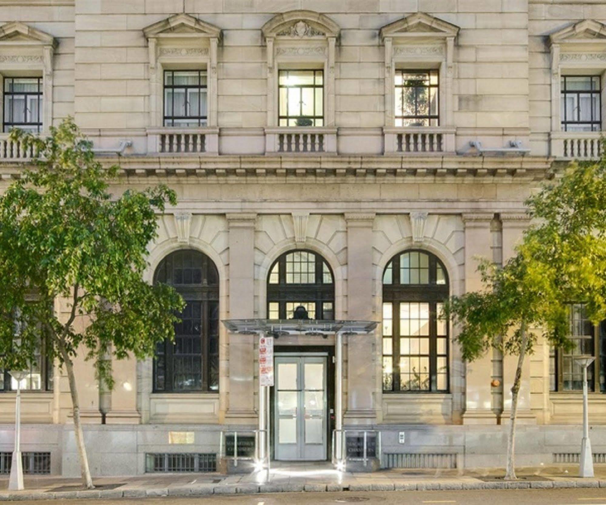Aparthotel Macarthur Chambers