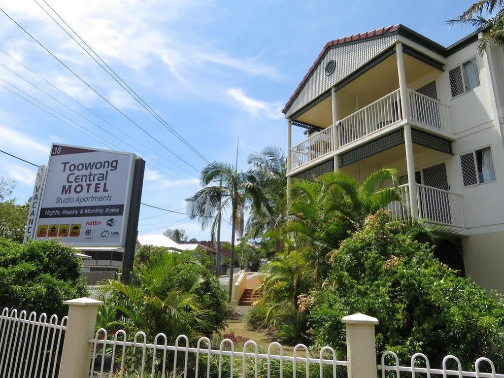 Toowong 3*