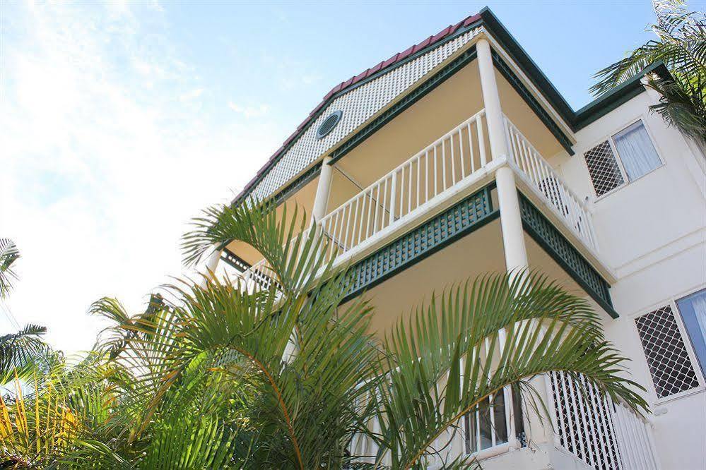 Toowong 3*