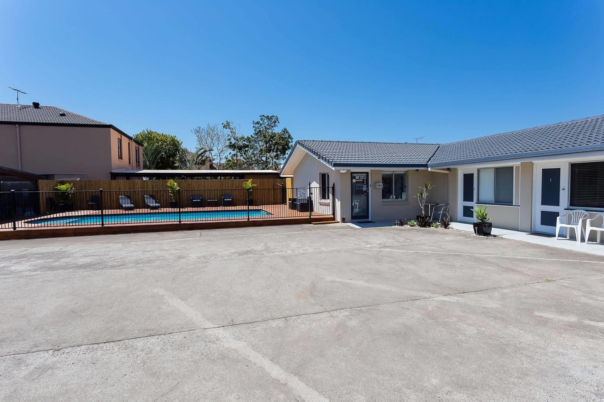 Wynnum Anchor Motel 4*