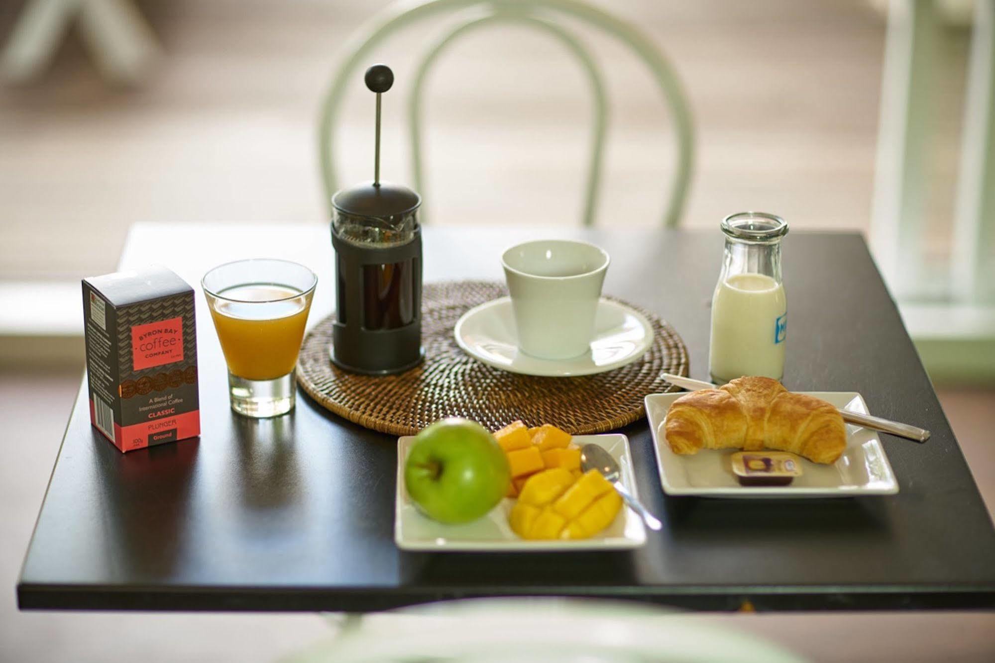 Acomodação com café da manhã  Edward New Fam