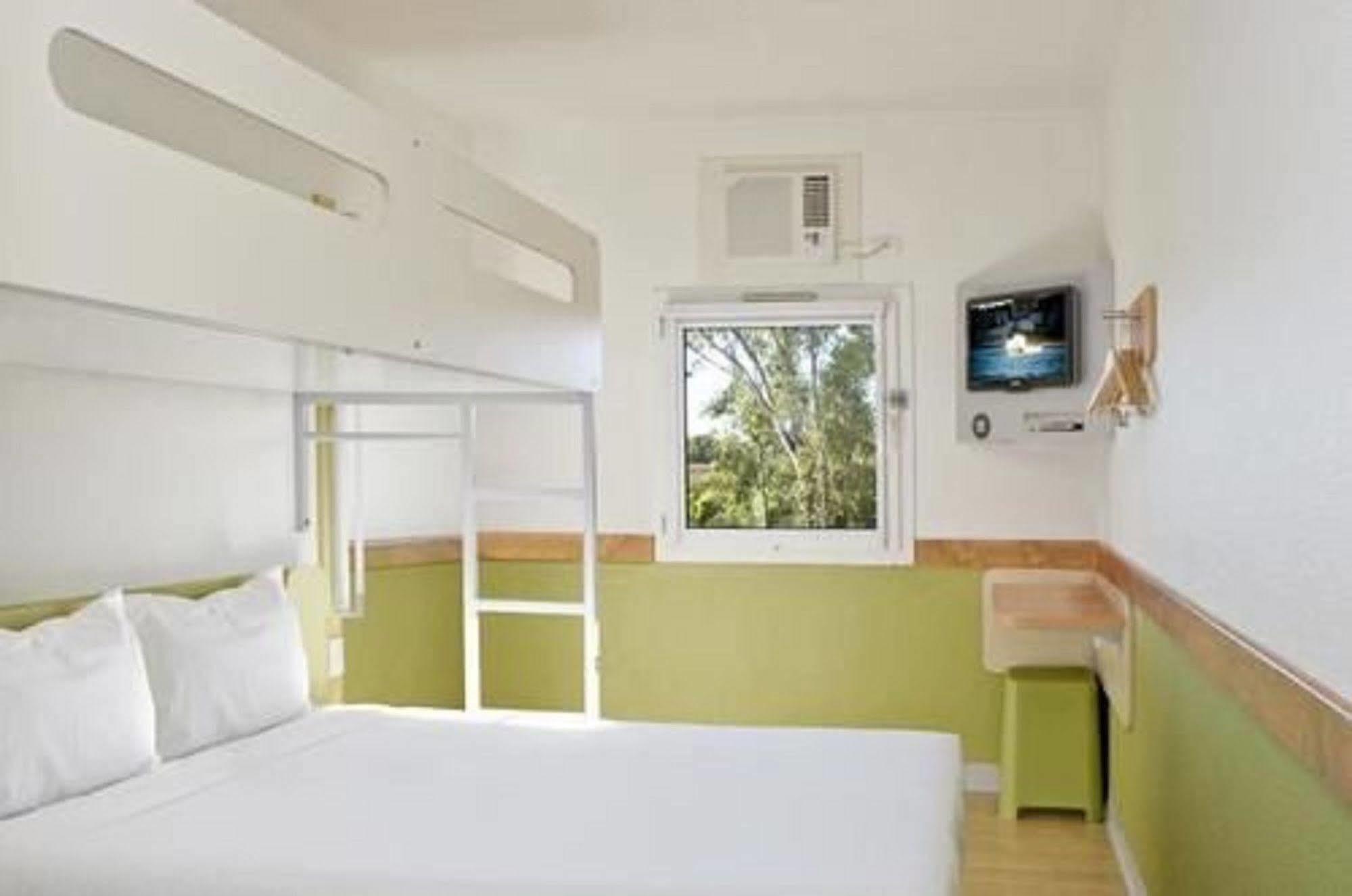 Hotel Ibis Budget Airport