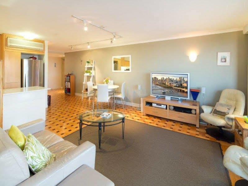 Aparthotel River Plaza