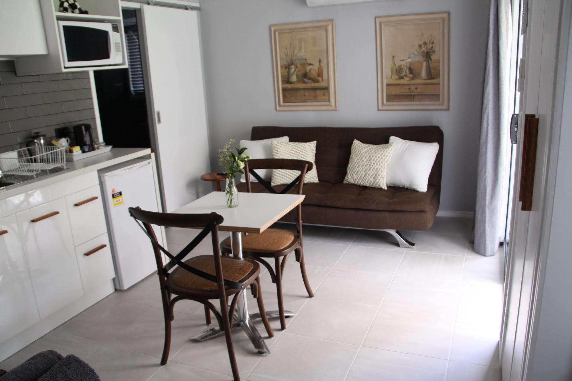 Paperbark Bed & Breakfast 4*