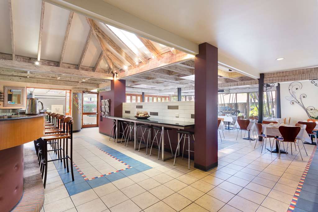 International Virginia Hotel