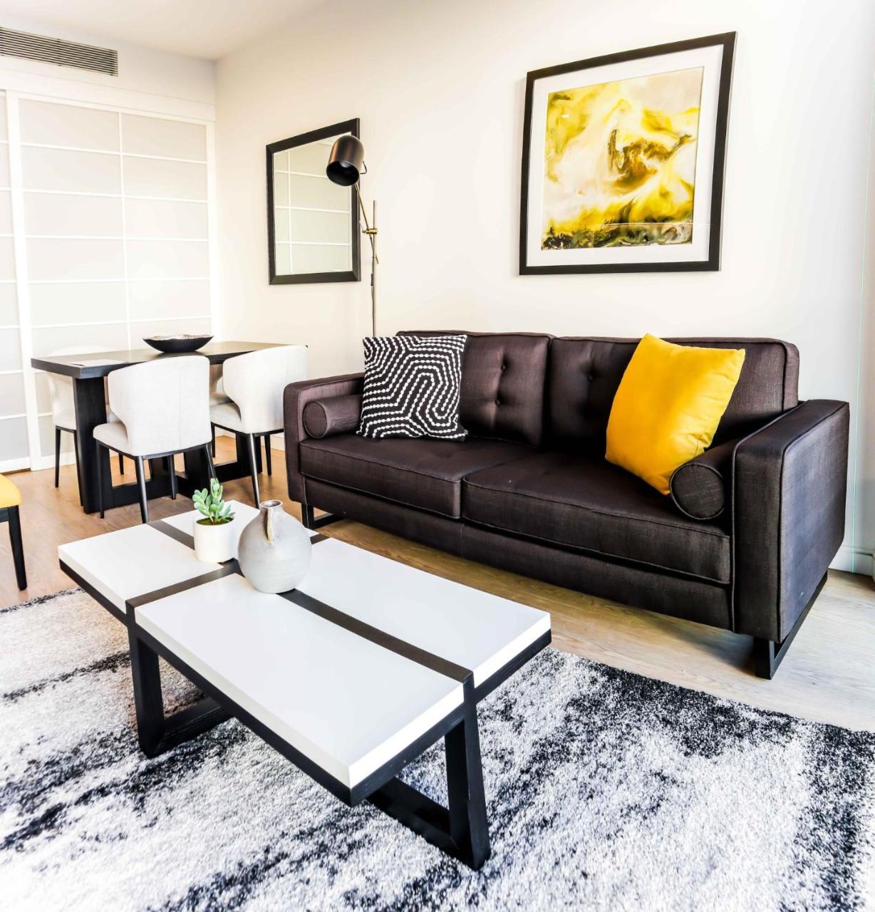 Apartamento Modern Designers Pad By Serain Residences *