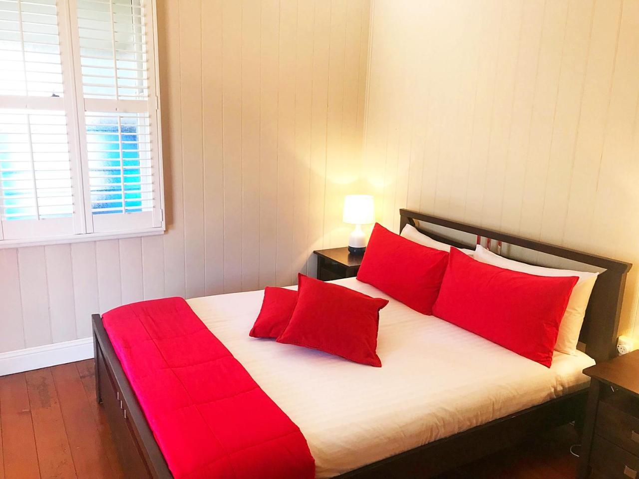 4 Bedroom House - Walk To Southbank Casa de férias