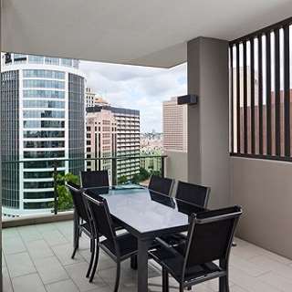 Aparthotel Quattro On Astor By Restt Brisbane