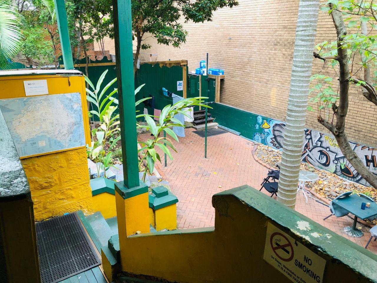 Hostel Yellow Submarine Backpackers Brisbane