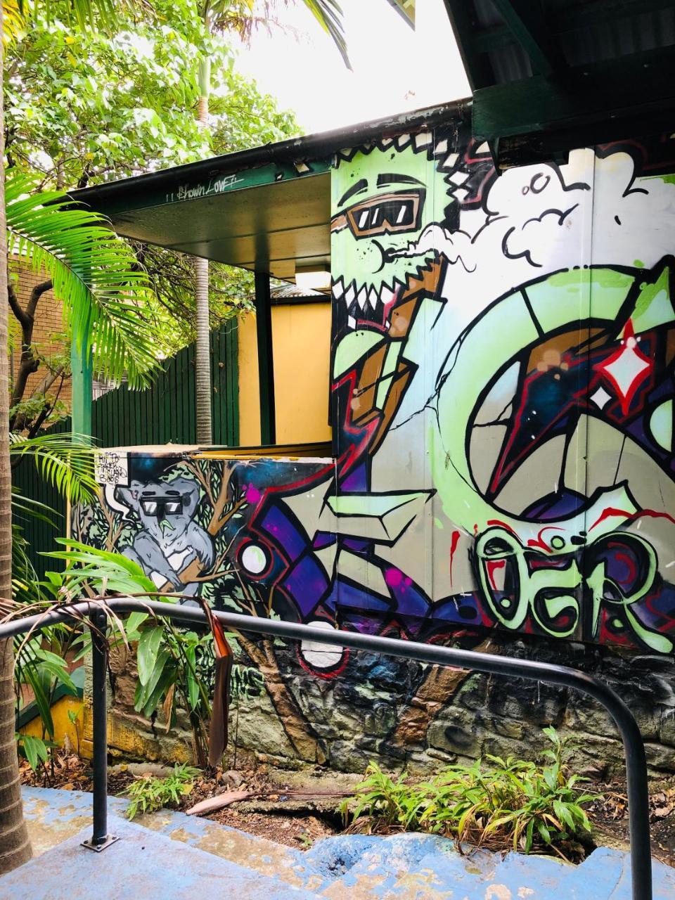 Yellow Submarine Backpackers *