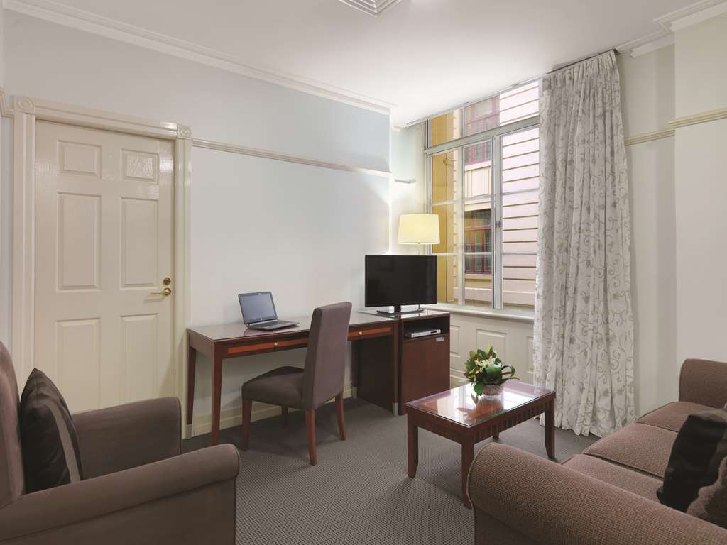 Aparthotel Adina Anzac Square 4*