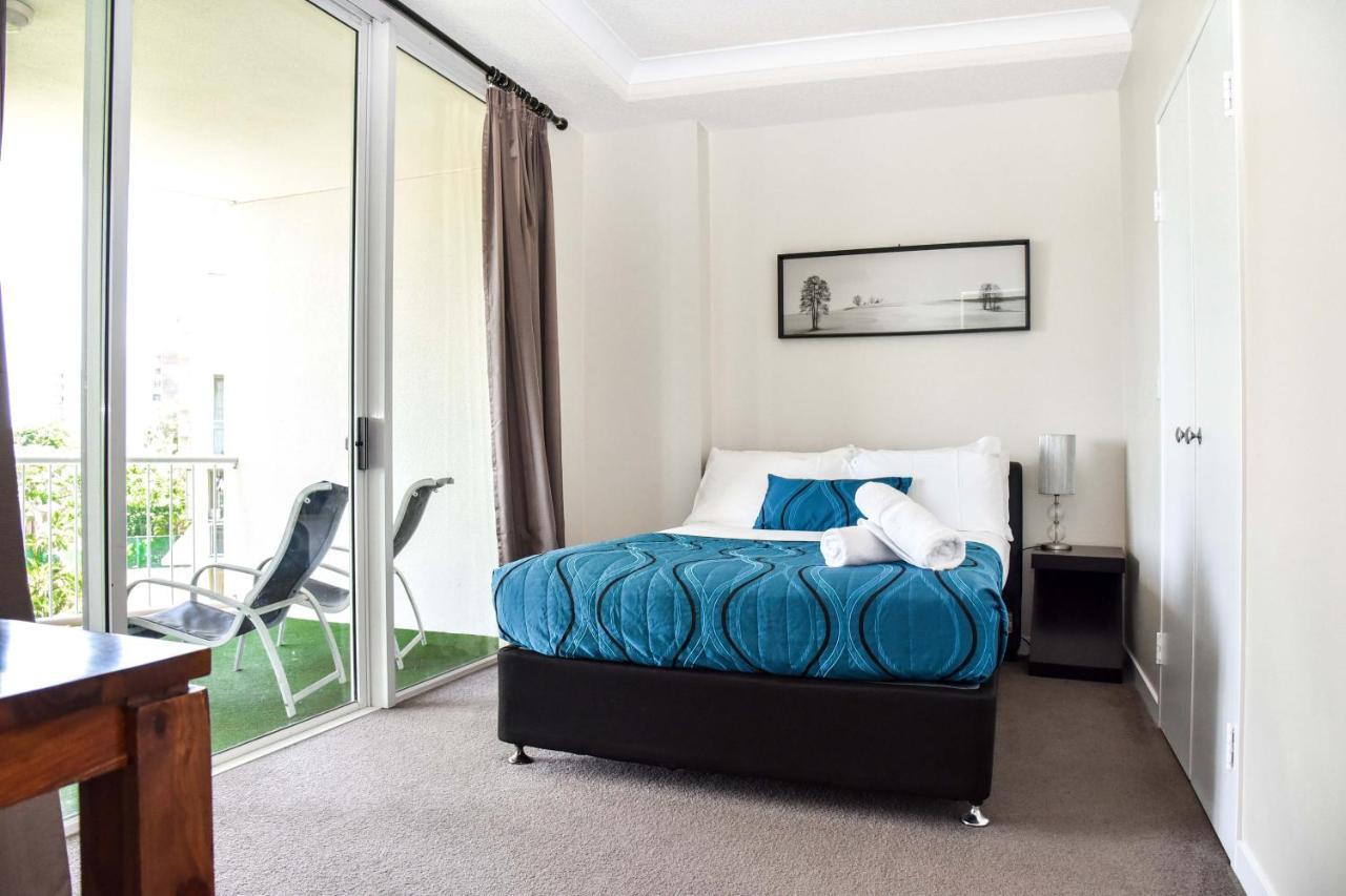 Aparthotel Founda Gardens 4*