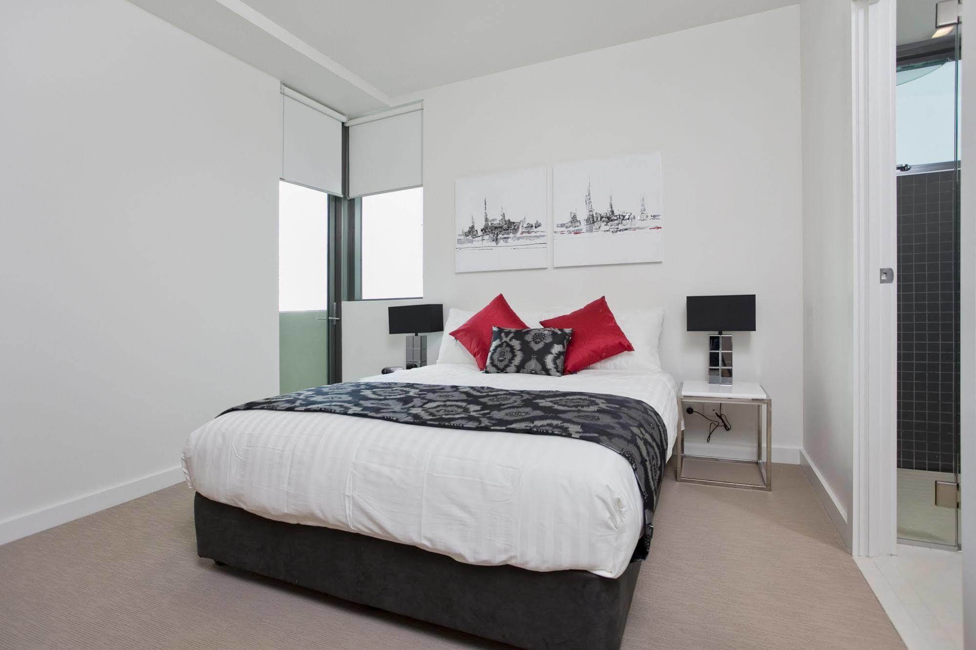 Aparthotel Quattro On Astor By Restt